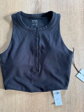 Abercrombie & Fitch Black Cropped Henley